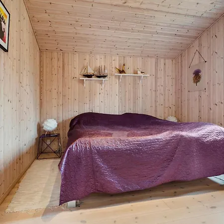 3 Bedroom Gorgeous In Nyaraló Kalundborg